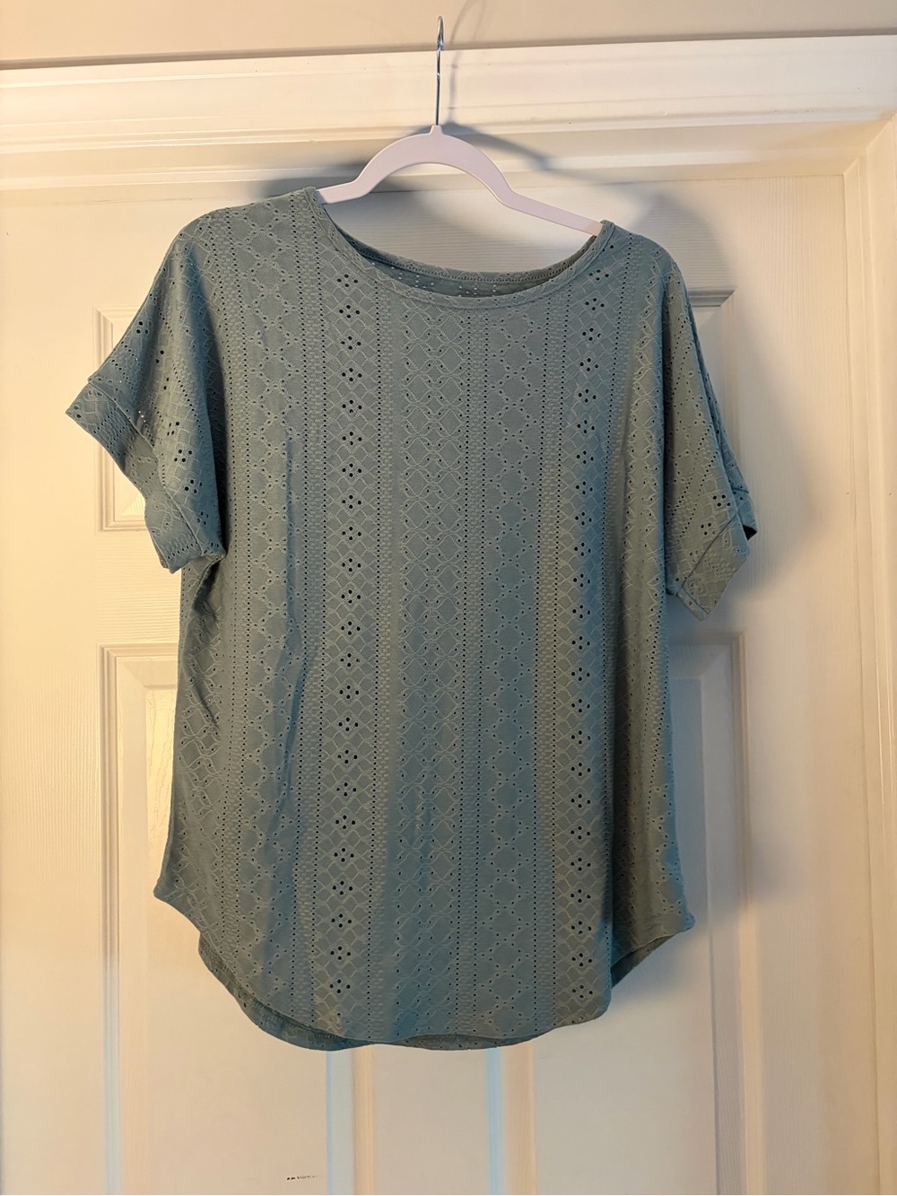 Women’s Short Sleeve Eyelet Tee in Sage Green